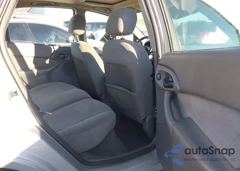 2003 Ford Focus Zx5/Zx5 Base from USA, damaged, VIN 3FAFP37393R171038